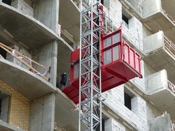 Аренда грузовых подъемников Stros NV 1500